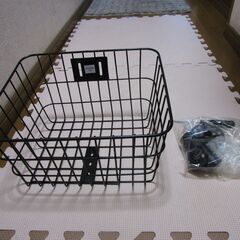 シマノ社製６段変速機付　折りたたみ自転車（２０インチ）です。の画像