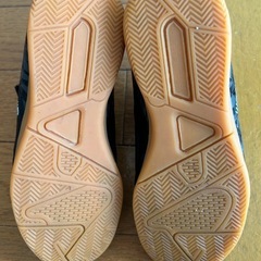 フットサル用シューズ18〜19㎝の画像