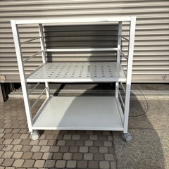 キャビネット　キャスター付きの画像