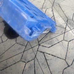 中古 樹脂製平台車 サンコーの画像