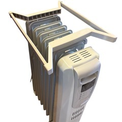 去年購入　トップハンガー付き　オイルヒーター　デロンギ　の画像