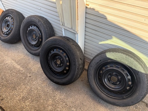 セレナ 鉄チンホイール スチール 15インチ 114.3 5H