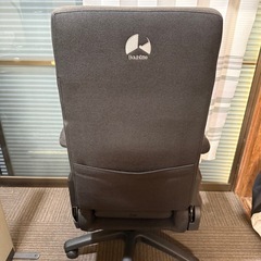 バウヒュッテ G-370 ゲーミングチェアの画像