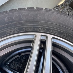 スタッドレスタイヤ ホイール4本セット 215/60/17の画像
