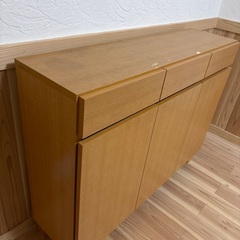 キャビネット　収納棚　カウンターの画像