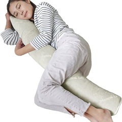 抱き枕や、赤ちゃんのベッドガードにも！曲がるロング抱き枕・低反発マルチピローの画像