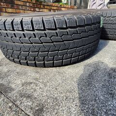 【美品中古】4本セット スタッドレスタイヤ 235/60 R17（ホイール付き）の画像
