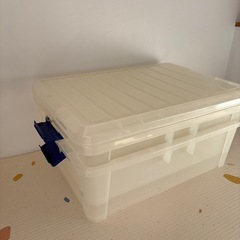 収納プラケース2個の画像