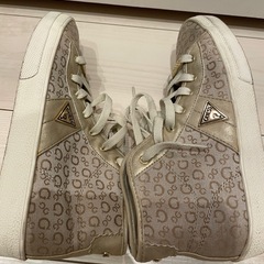 GUESS スニーカー 23.5cm ハイカットスニーカーの画像