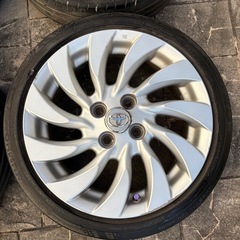 TOYOTA BB 純正ホイール　タイヤ付き　15インチ　　の画像
