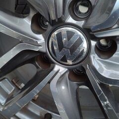 冬 VW ゴルフ 17インチ★人気の光色★【富山】冬 225/45R17 ヨコハマ 中古4本☆ゴルフ5 Ⅴ☆ゴルフ6 Ⅵ☆ゴルフ7 Ⅶ☆ VW専用アルミホイール 社外品MAKの画像