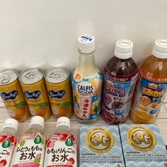 お菓子＆ジュース　24点の画像