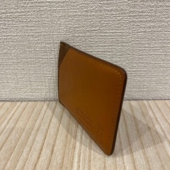 革製のスリムなカードケース　定期入れ ブラウン　レザー　Peter Rabbit ピーターラビット　の画像