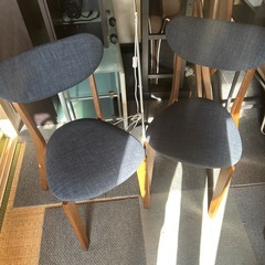 丸テーブルセットの画像