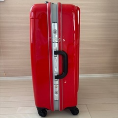 キャリーケース M スーツケース 鍵付き 赤 3泊〜7泊 旅行 しゅうがく修学旅行の画像