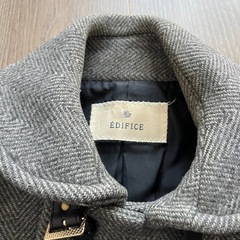 EDIFICE グレーのコートの画像