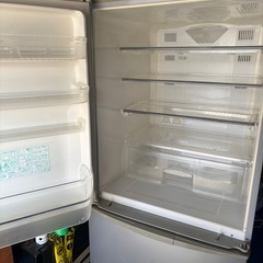 冷蔵庫　Sharp 345Lの画像