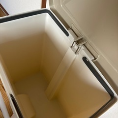 (相談中
)取りに来られる方限定 ゴミ箱 45リットルの画像