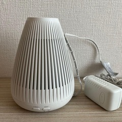 オシャレなデザインのアロマディフューザー　インテリアにマッチするシンプルデザインの画像