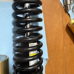 zrx１２００リアサスの画像