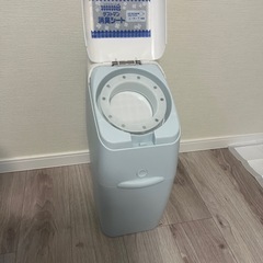 おむつ　ゴミ箱の画像