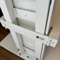 EQUALS 壁寄せスタンド　テレビ台の画像