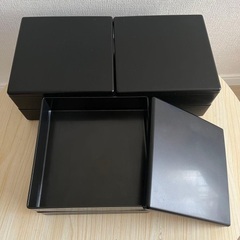 美品★スタイリッシュな黒の２段重箱 ×３個セット （1個売2000円）  ◾️お取り寄せのフレンチお節が入っていましたの画像
