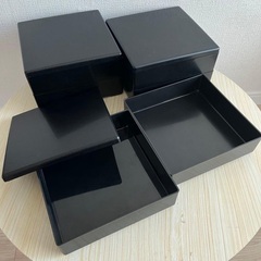 美品★スタイリッシュな黒の２段重箱 ×３個セット （1個売2000円）  ◾️お取り寄せのフレンチお節が入っていましたの画像