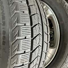 スタッドレスタイヤの画像