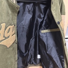 新品ぶるブルゾンの画像