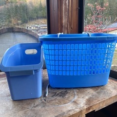 収納カゴ　ブルー系　2点の画像