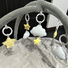 プレイジム　プレイマット　ベビーマット　ベビージム　赤ちゃんの画像