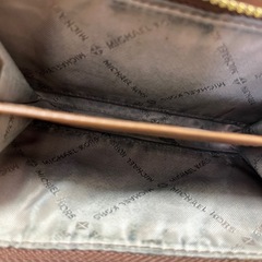 マイケルコース財布の画像