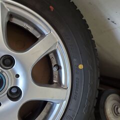 中古品　スタッドレスタイヤホイール付　155/80R13  79Q    4本セット引取のみの画像