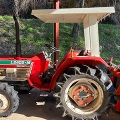 クボタ　トラクターの画像