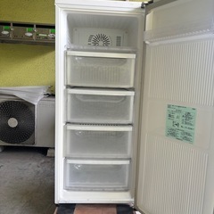 家庭用冷凍庫の画像