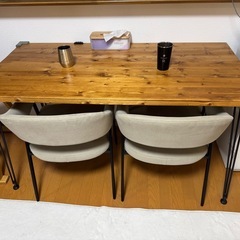 【現金】【至急　値下げ可】ダイニングテーブルの画像