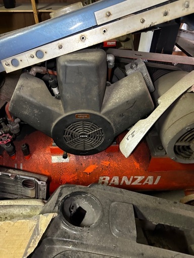200V コンプレッサー