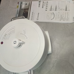 新品同様・IRISOHYAMA　電気圧力鍋　4.0リットル PC-MA4の画像