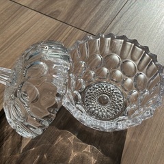 ガラス製小物入れの画像