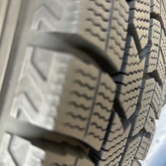 スタッドレスタイヤの画像