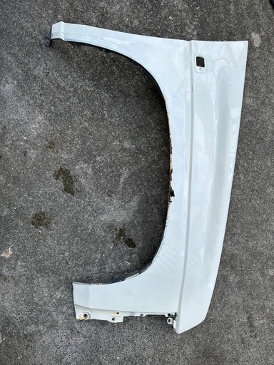 ダットラD21 4駆 フロントフェンダー
