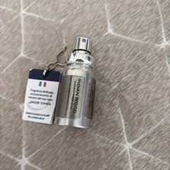✨JACOB COHËN 香水 10ml✨デニムを彩るサンダルウッドの香り｜衣類専用フレグランス・未使用と思われる美品💐1000円でお得にどうぞの画像