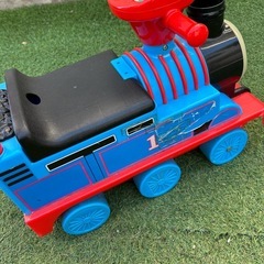 乗用きかんしゃトーマス 四輪車　子供　リアルビークル　の画像
