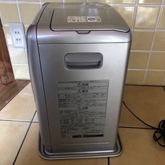 ダイニチ　9畳から12畳　ブルーヒーター　石油ファンヒーターの画像