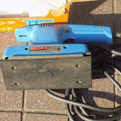 マキタ仕上げサンダ　モデル９０３５ＳＢ　家庭用の画像