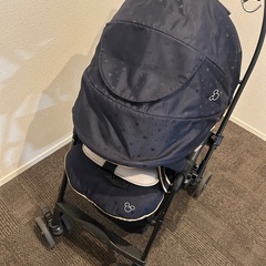 Combi コンビ オート4キャス エッグショック メチャカル