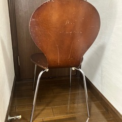 ブラウンウッドチェア　椅子　ニトリ　セブンチェア風　ウォールナット風　ダイニングチェアの画像