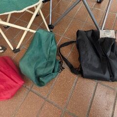 折りたたみイス4点セットの画像