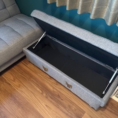 ソファーベッドの画像